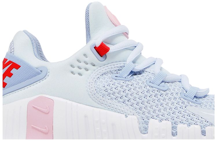 Nike Wmns Free Metcon 4 Football Grey Soft Pink