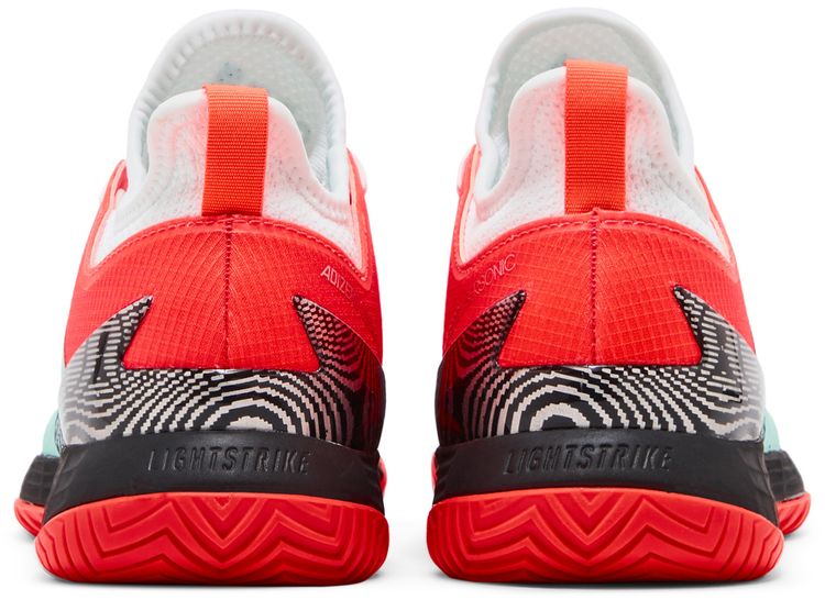 Adidas Adizero Ubersonic 4 Optical illusion