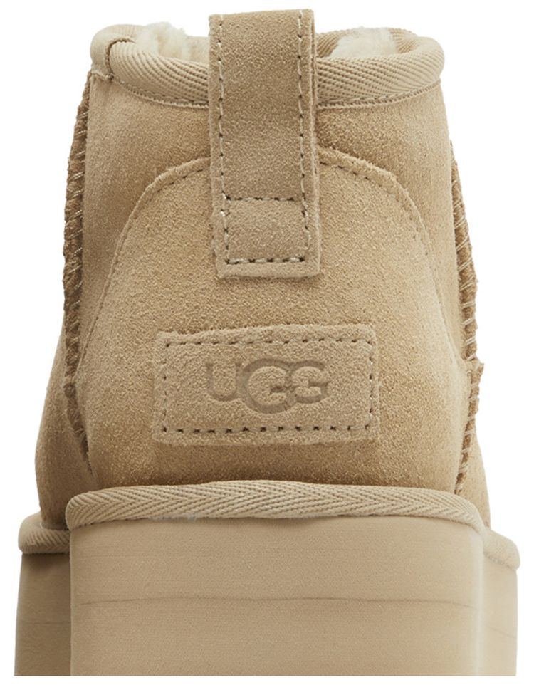 Wmns Classic Ultra Mini Platform Boot Mustard Seed