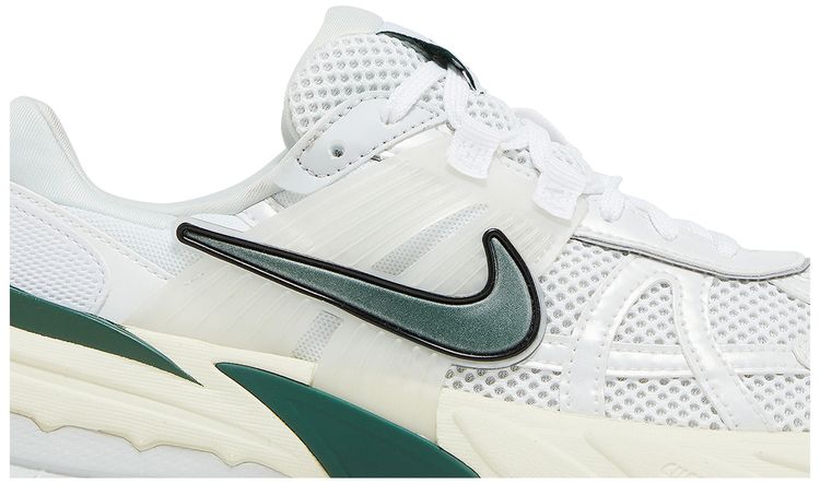 Nike Wmns V2K Run Fir