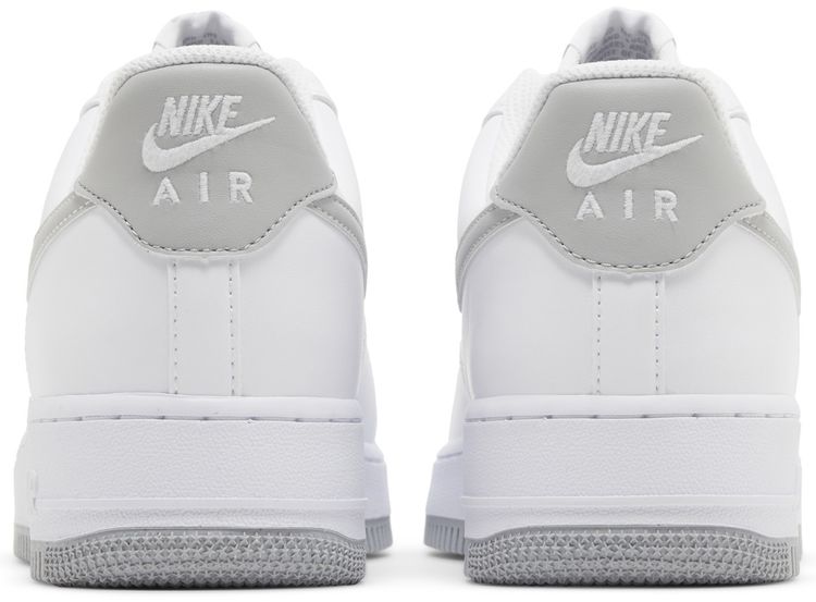 Nike Air Force 1 07 White Light Smoke Grey