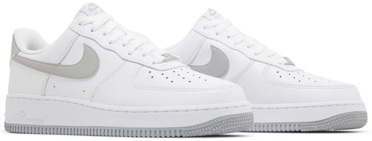 Nike Air Force 1 07 White Light Smoke Grey