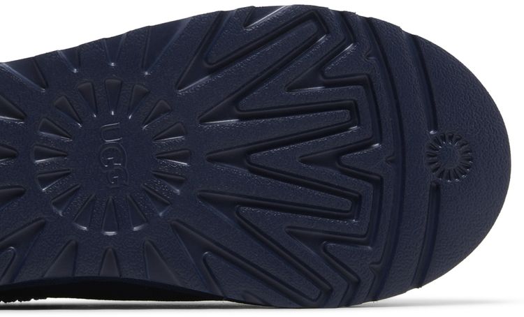 Tasman Slipper Deep Ocean