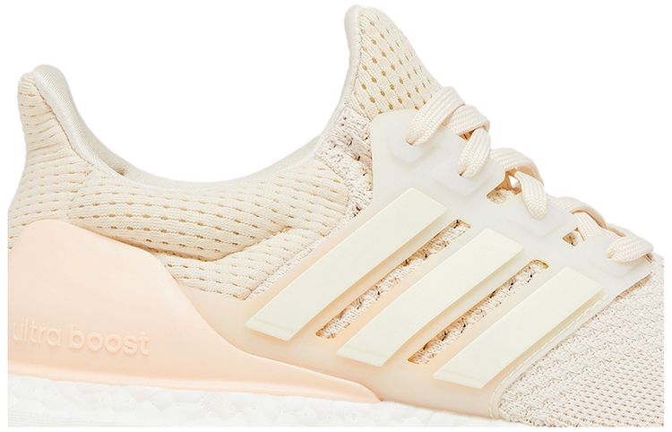 Adidas Wmns UltraBoost 10 Ecru Tint Coral