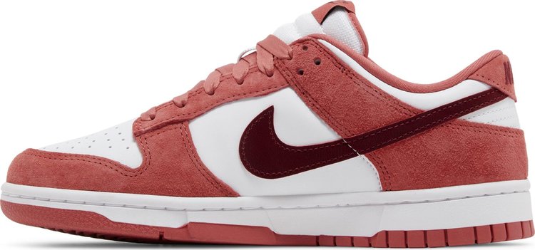 Wmns Dunk Low Valentines Day 2024