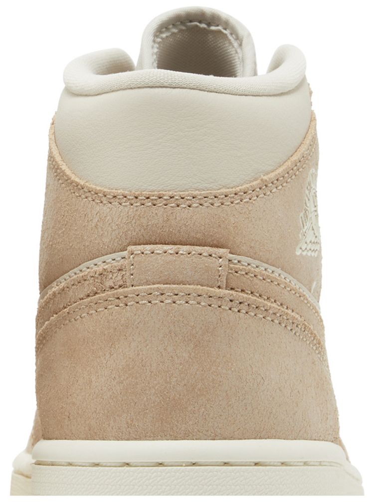 Wmns Air Jordan 1 Mid SE Legend Light Brown