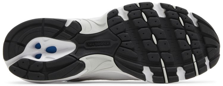 New Balance 530 White Vibrant Apricot