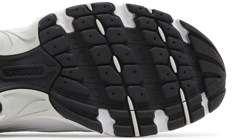 New Balance 530 White Vibrant Apricot