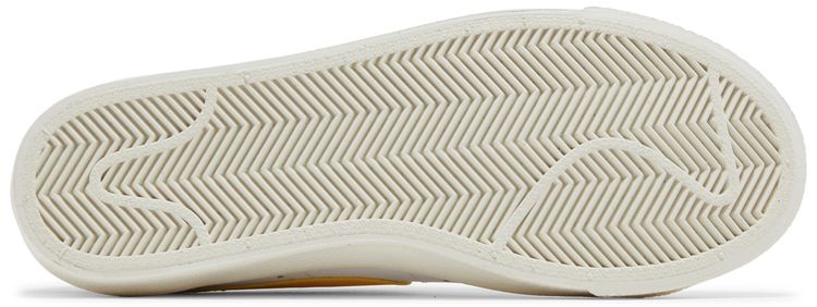 Nike Blazer Low 77 GS White Topaz Gold