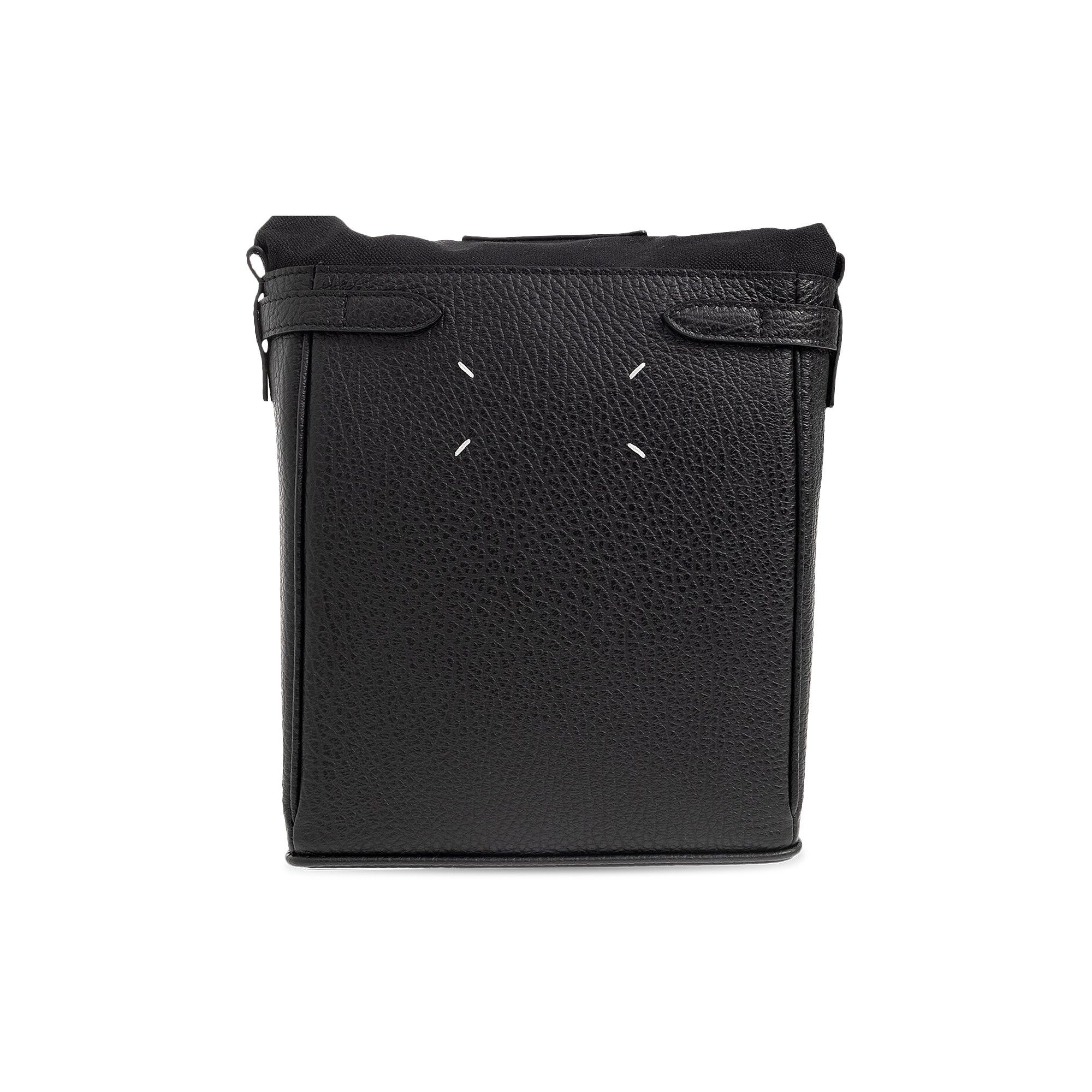 Achetez des Maison Margiela 5AC Messenger Bag Black SB1WG0041 P4348 T8013 GOAT CA