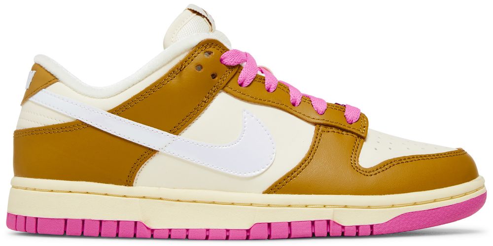 wmns dunk low pink