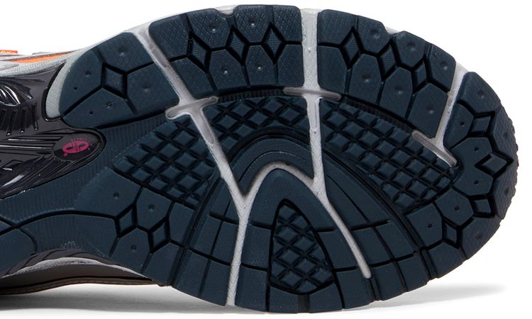 Salehe Bembury x 1906R Heat Be Hot Pack   Lava