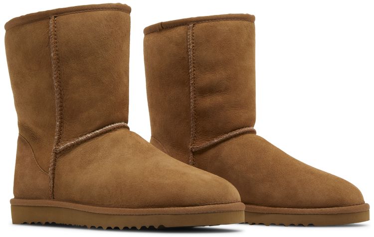 UGG Classic Short Chestnut