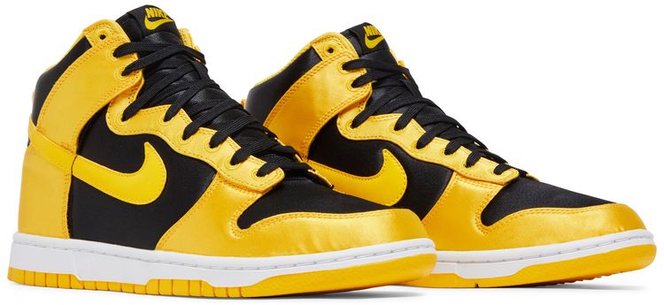 Wmns Dunk High Satin Goldenrod
