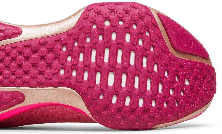 Nike Wmns ZoomX Invincible 3 Fierce Pink