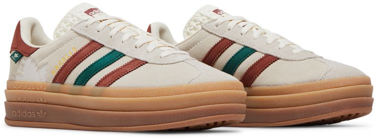 Wmns Gazelle Bold Maple Leaf