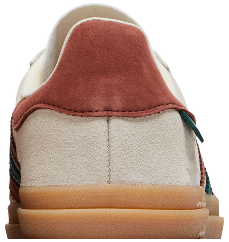 Wmns Gazelle Bold Maple Leaf