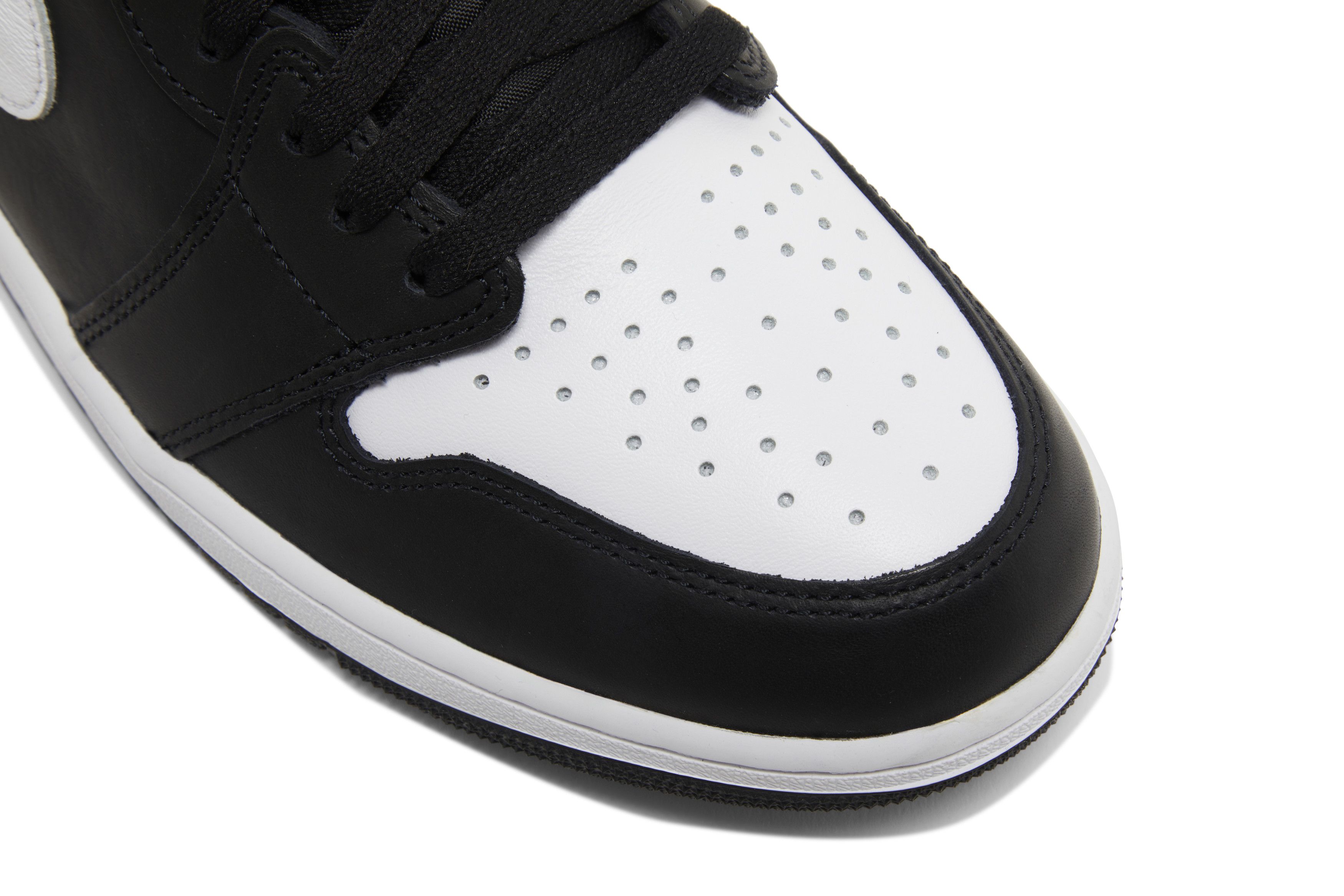 Buy Air Jordan 1 Retro High OG 'Black White 2.0' - DZ5485