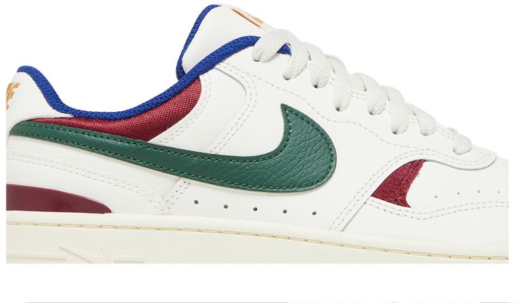 Nike Wmns Gamma Force Sail Red Fir