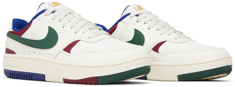 Nike Wmns Gamma Force Sail Red Fir