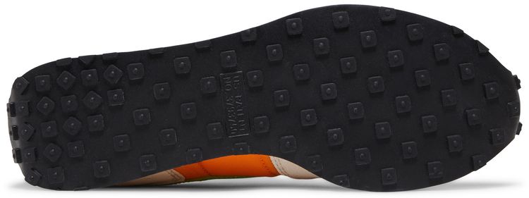 Nike Challenger OG Label Maker Pack Kumquat Canvas