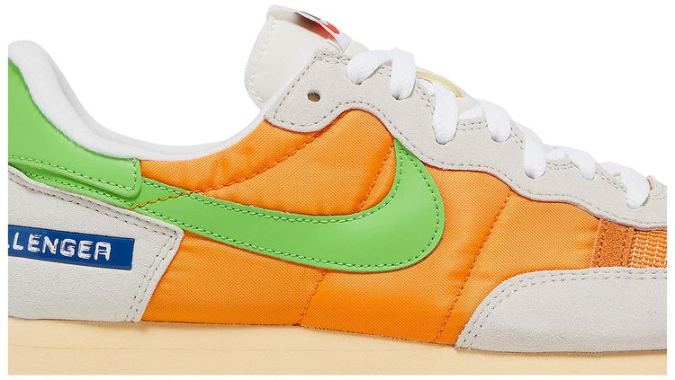 Nike Challenger OG Label Maker Pack Kumquat Canvas