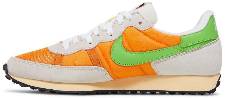 Nike Challenger OG Label Maker Pack Kumquat Canvas