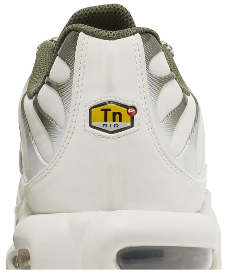 Nike Air Max Plus Phantom Neutral Olive