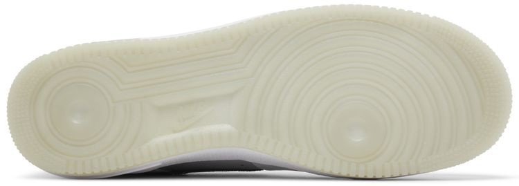 Nike Air Force 1 07 LV8 Pure Platinum Light Carbon