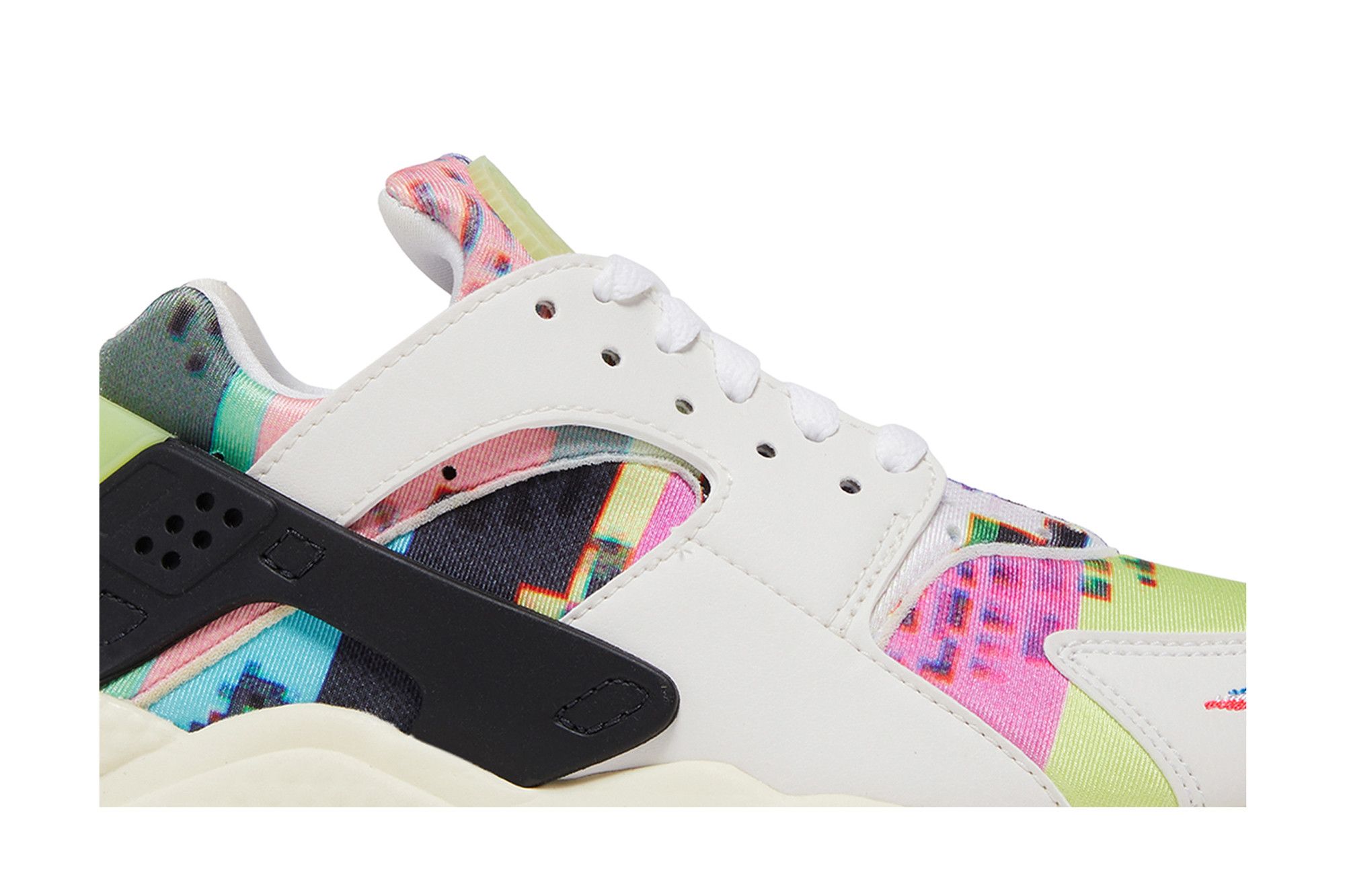 Buy Nike Wmns Air Huarache 'Pixel' - DX3264 902 | GOAT