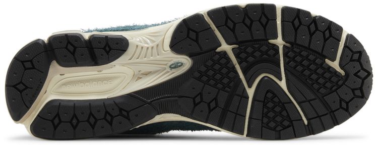 New Balance 2002R New Spruce Magnet