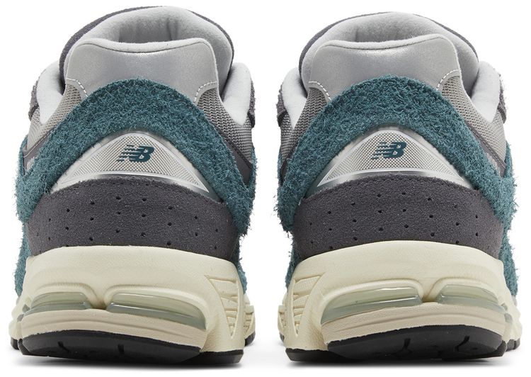 New Balance 2002R New Spruce Magnet