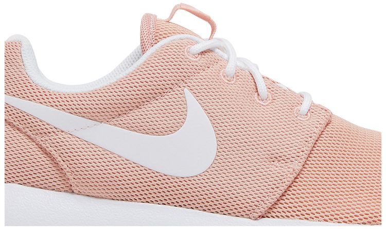 Nike Wmns Roshe One Coral Stardust