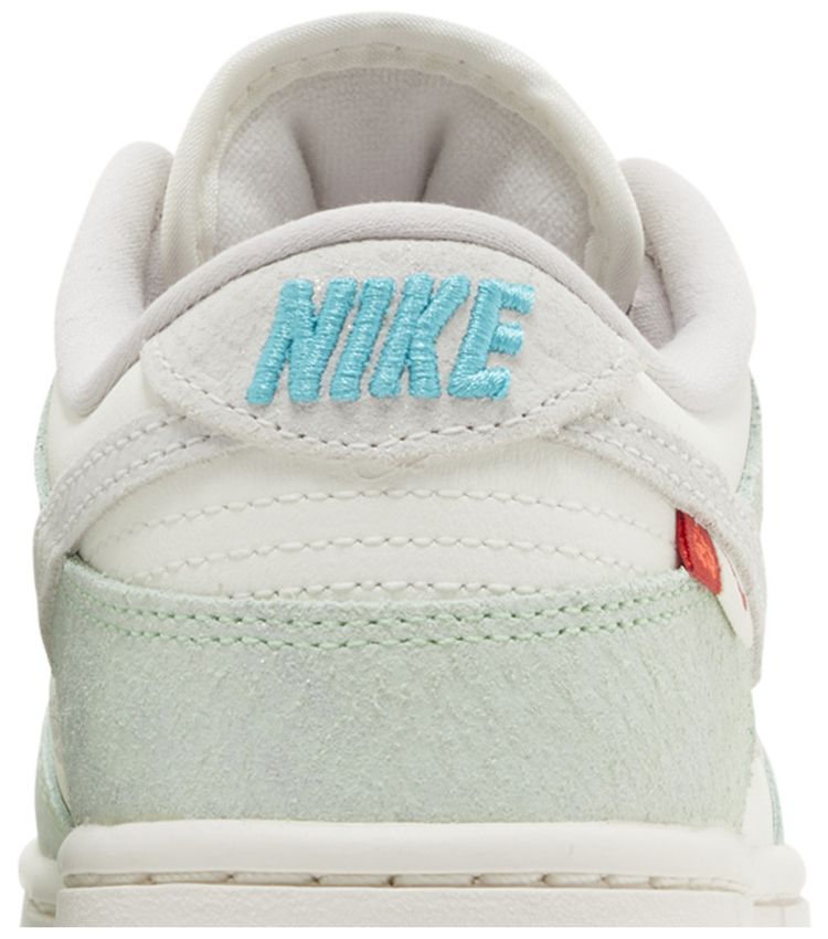 Nike Wmns Dunk Low LX Year of the Dragon