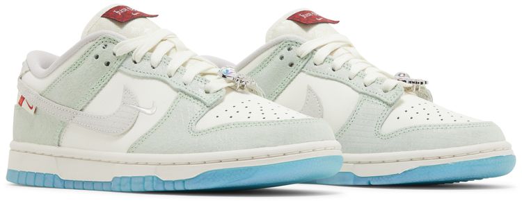 Nike Wmns Dunk Low LX Year of the Dragon