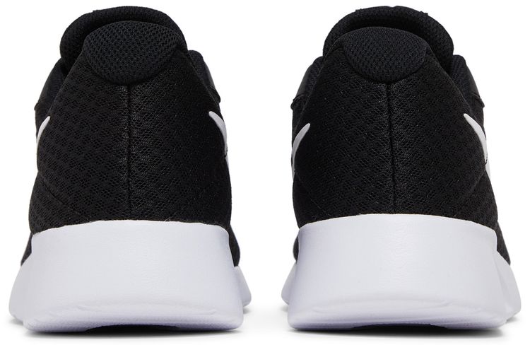 Nike Tanjun Black White
