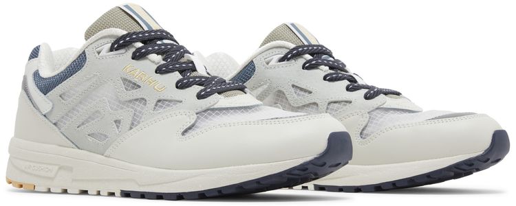Karhu Legacy 96 Lily White Transparent