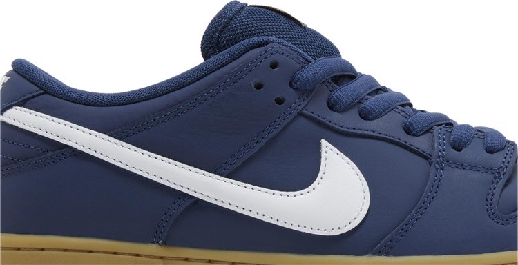 Dunk Low Pro SB Navy Gum