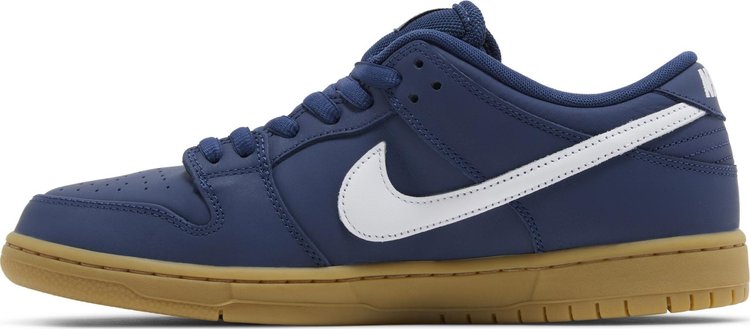 Dunk Low Pro SB Navy Gum