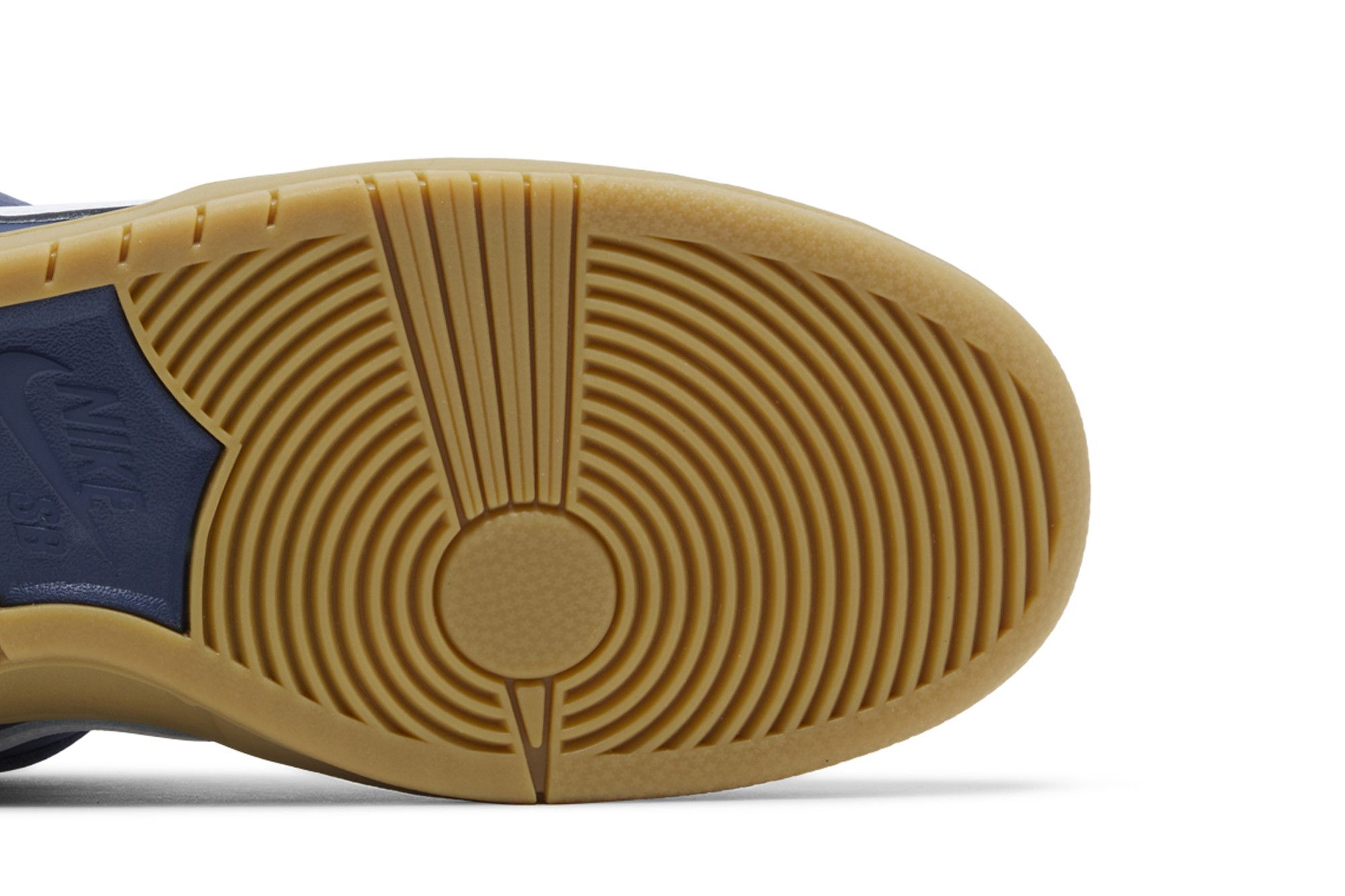 Buy Dunk Low Pro SB 'Navy Gum' - FJ1674 400 | GOAT