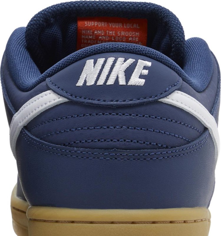 Dunk Low Pro SB Navy Gum