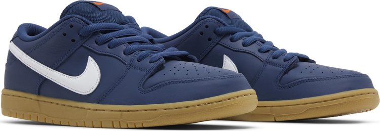 Dunk Low Pro SB Navy Gum