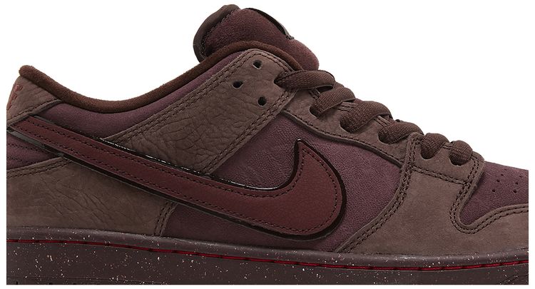 Dunk Low Premium SB City of Love Collection   Burgundy Crush