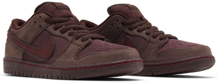 Dunk Low Premium SB City of Love Collection   Burgundy Crush