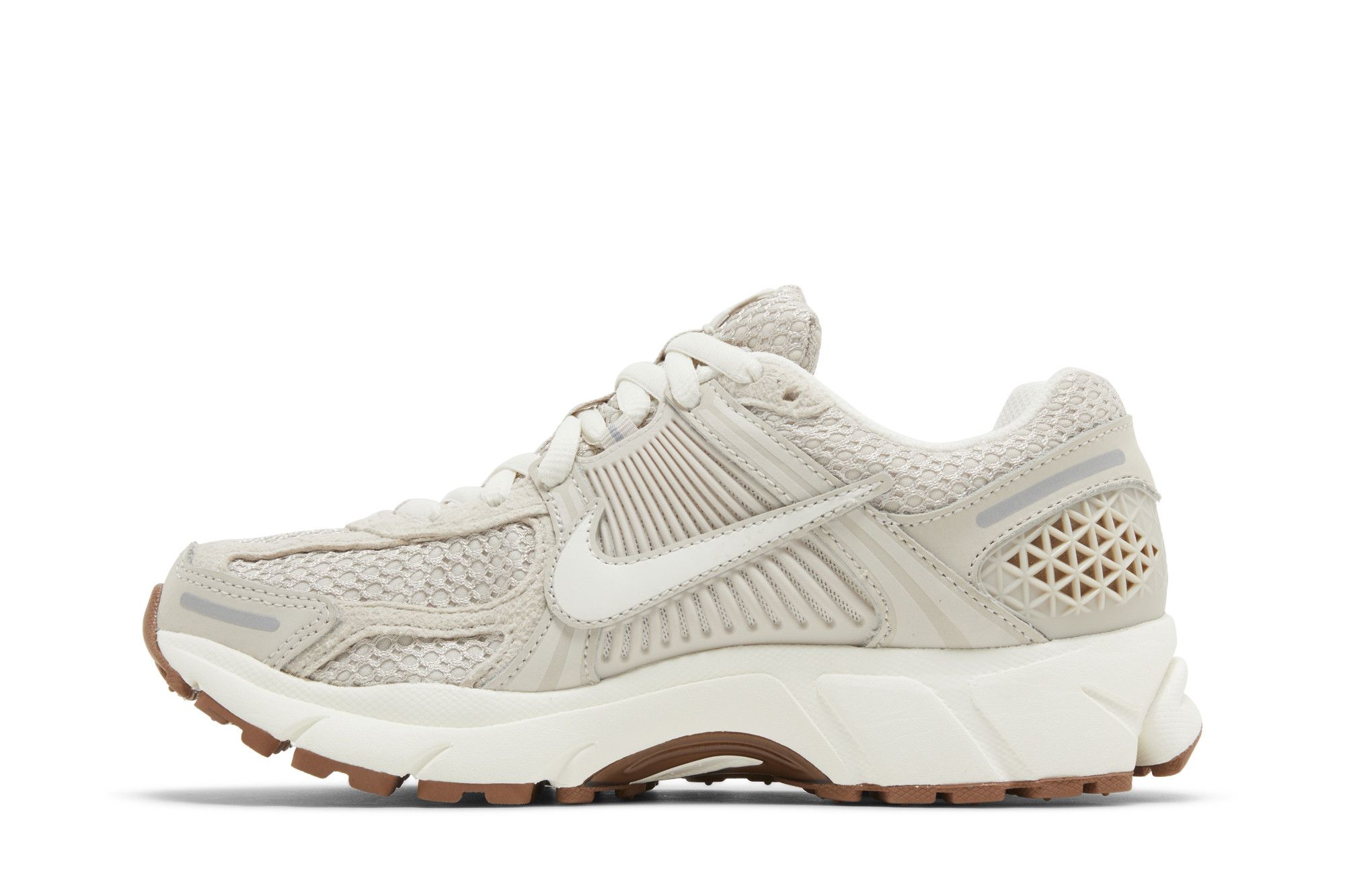 ◆正規品◆NIKE ZOOM VOMERO 5 LIGHT OREWOOD BROWN◆関税込◆ Nike Zoom Vomero 5 - Light Orewood Brown / Light Orewood