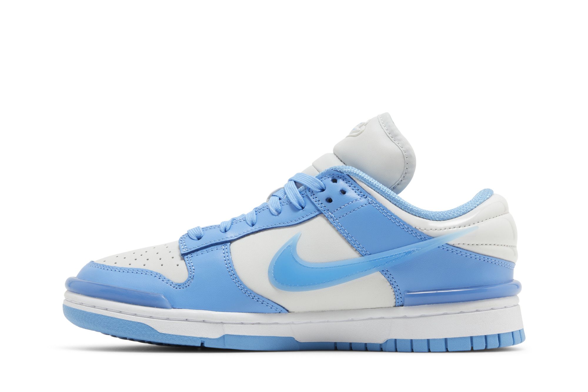 Buy Wmns Dunk Low Twist 'University Blue' - DZ2794 002 | GOAT