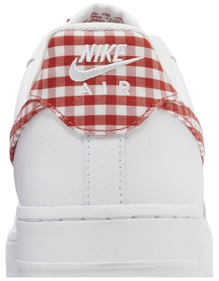 Nike Wmns Air Force 1 07 Essential Mystic Red Gingham