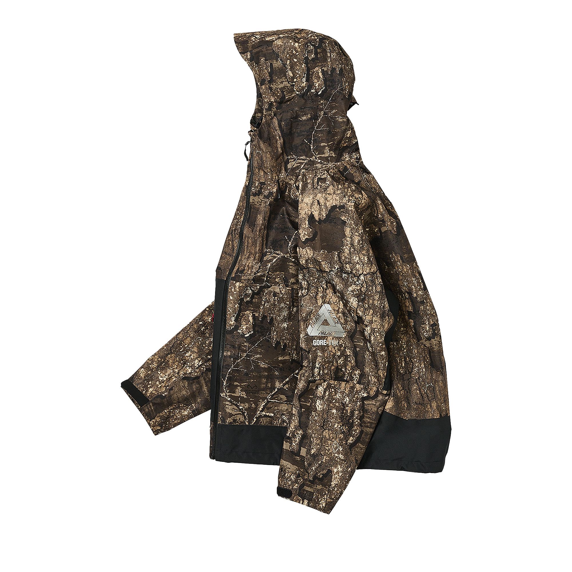 Size m Palace GORE-TEX 3L Jacket 'Realtree Timber'