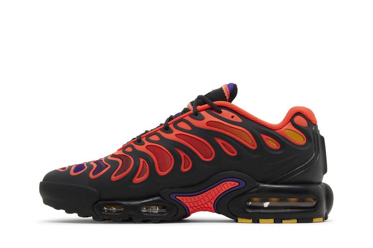 chile red red black yellow air max