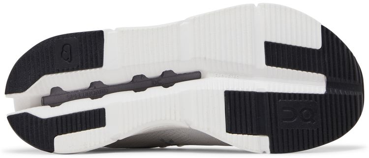 ON Wmns Cloudnova White Sand